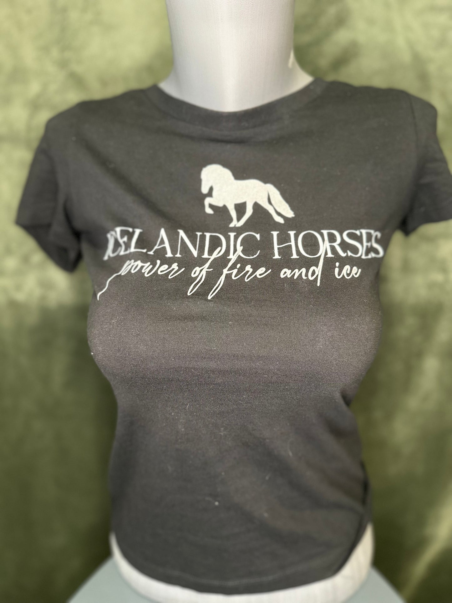 Damen Shirt "Icelandic horses"