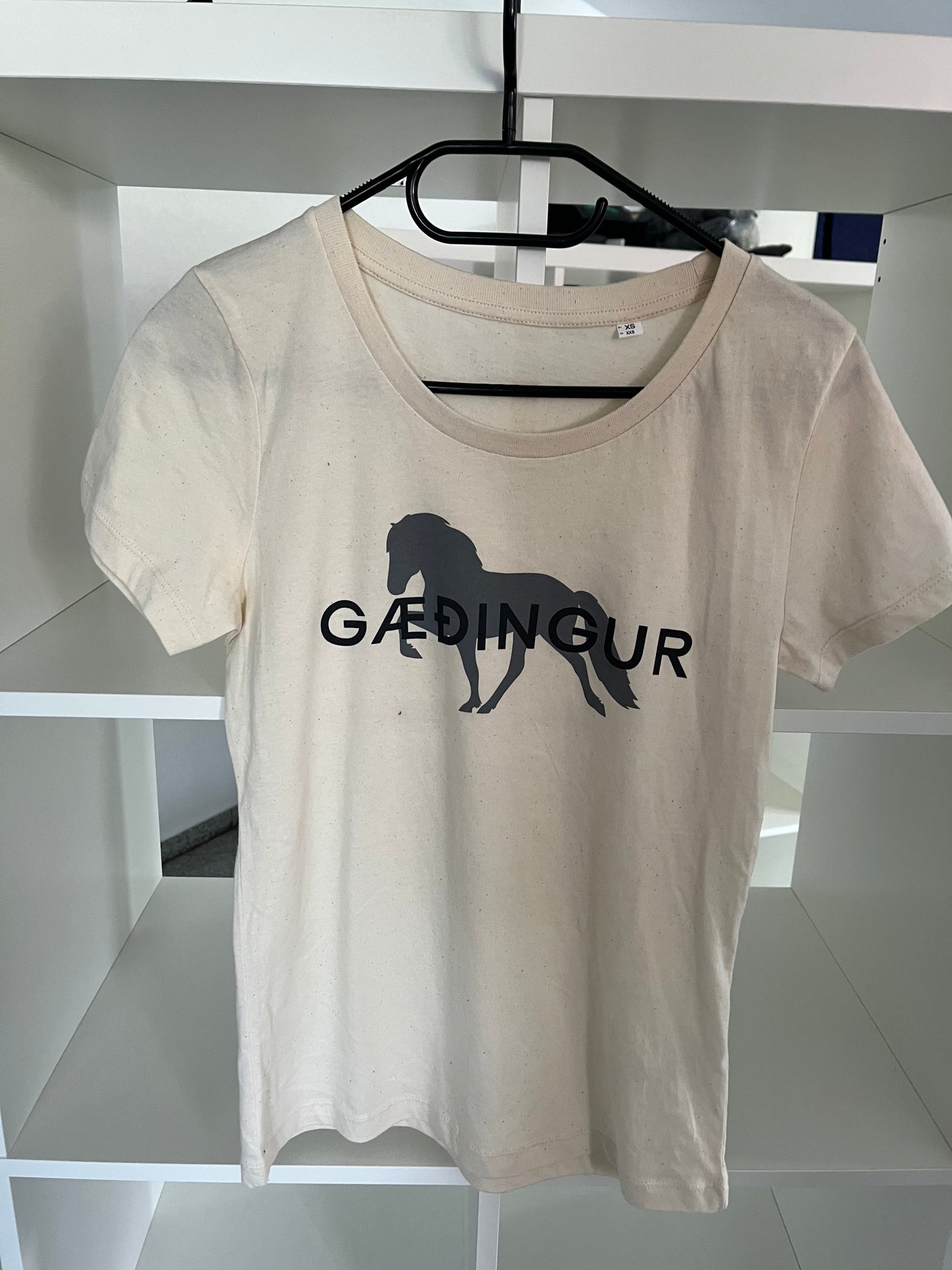 Damen-Shirt „Gaedingur“ Natur