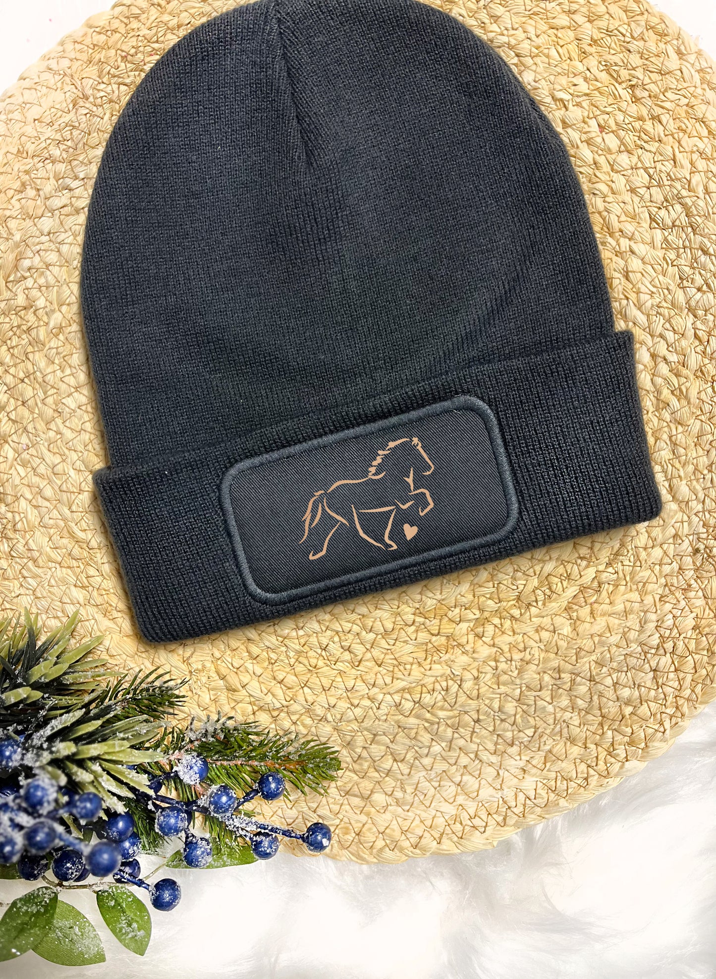 Strickbeanie "Tölter mit Herz"